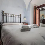 Casa De La Juderia * Seville