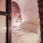 Casa De La Juderia * Seville