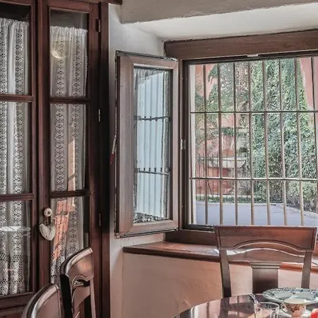 Casa De La Juderia * Sevilla