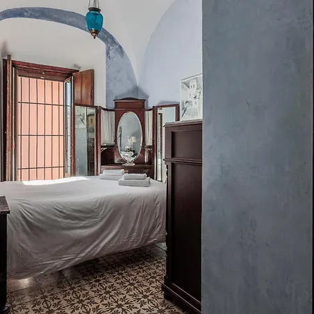 Casa De La Juderia * Sevilla
